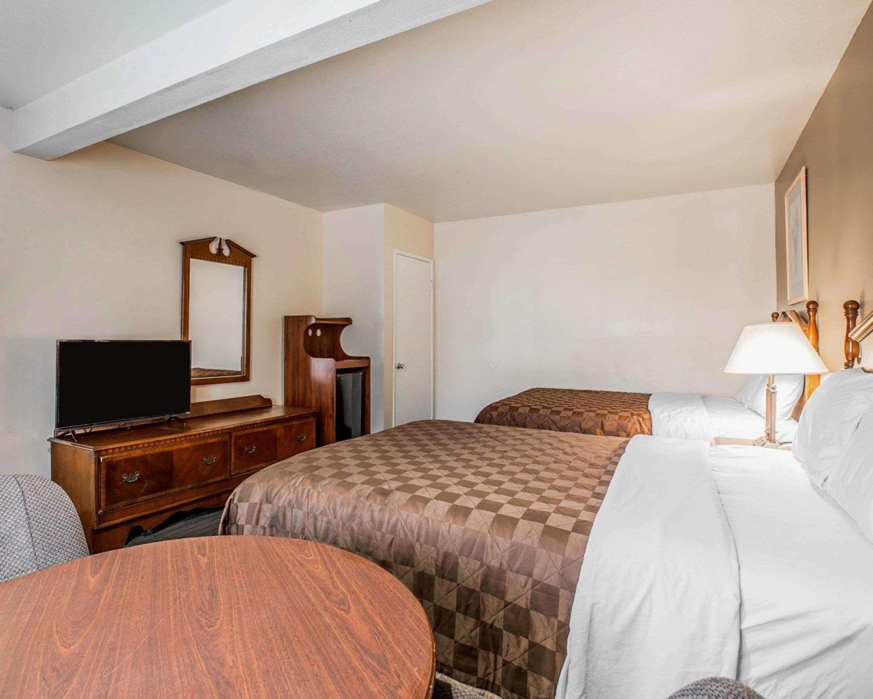 Rodeway Inn South Gate - Los Angeles South Екстериор снимка