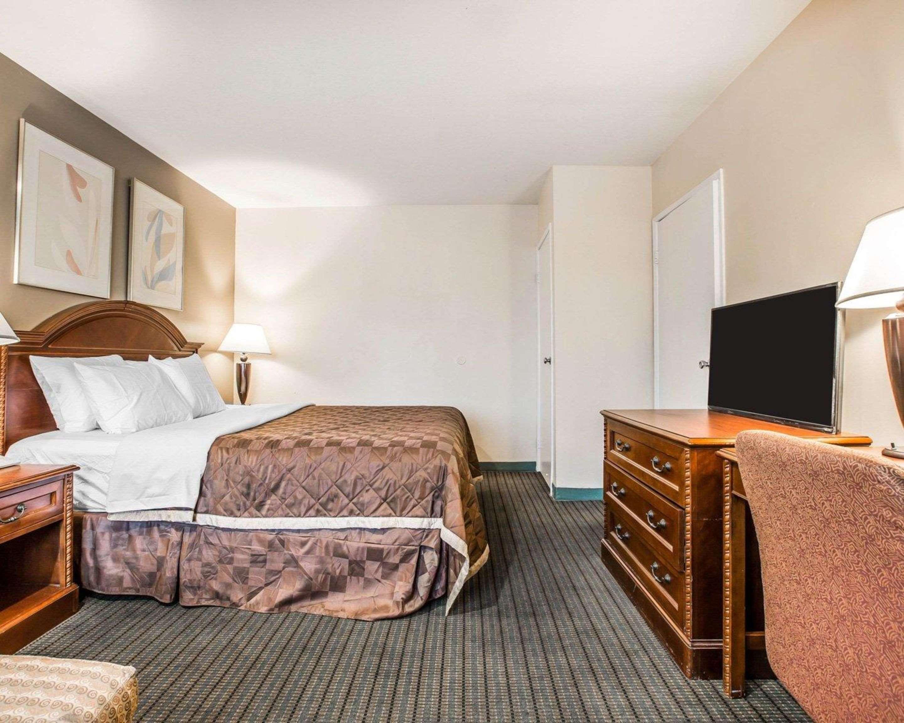 Rodeway Inn South Gate - Los Angeles South Екстериор снимка
