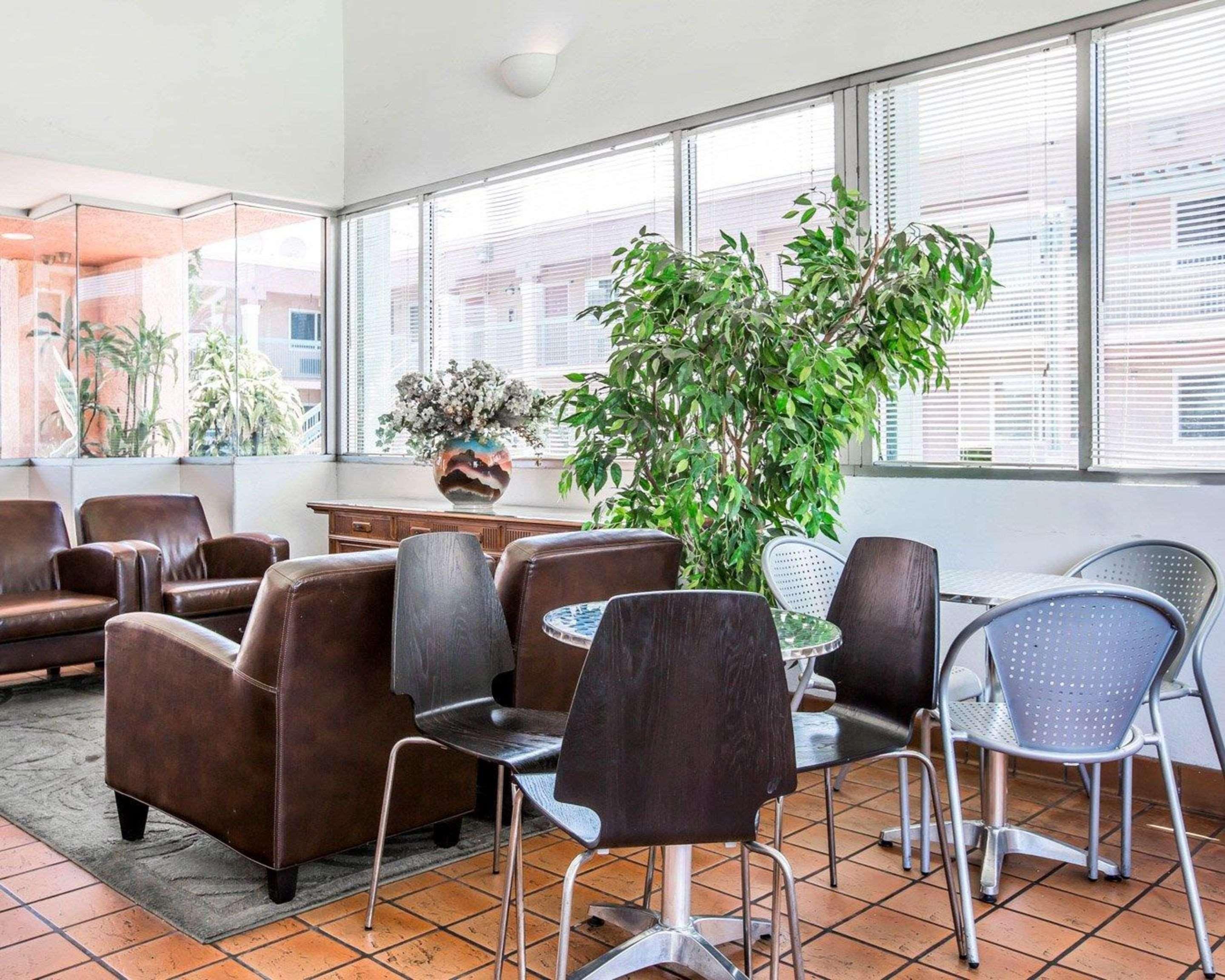 Rodeway Inn South Gate - Los Angeles South Екстериор снимка
