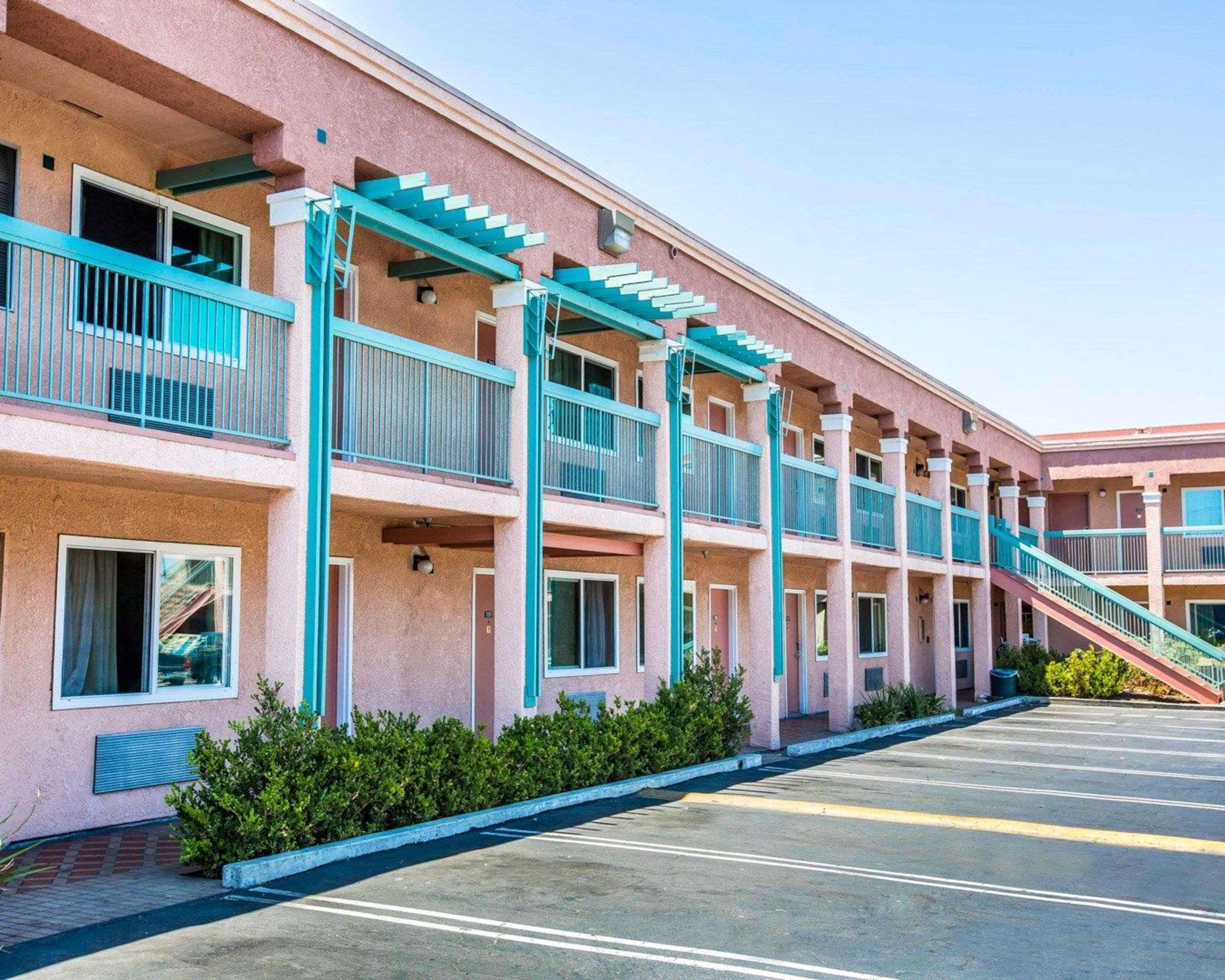 Rodeway Inn South Gate - Los Angeles South Екстериор снимка