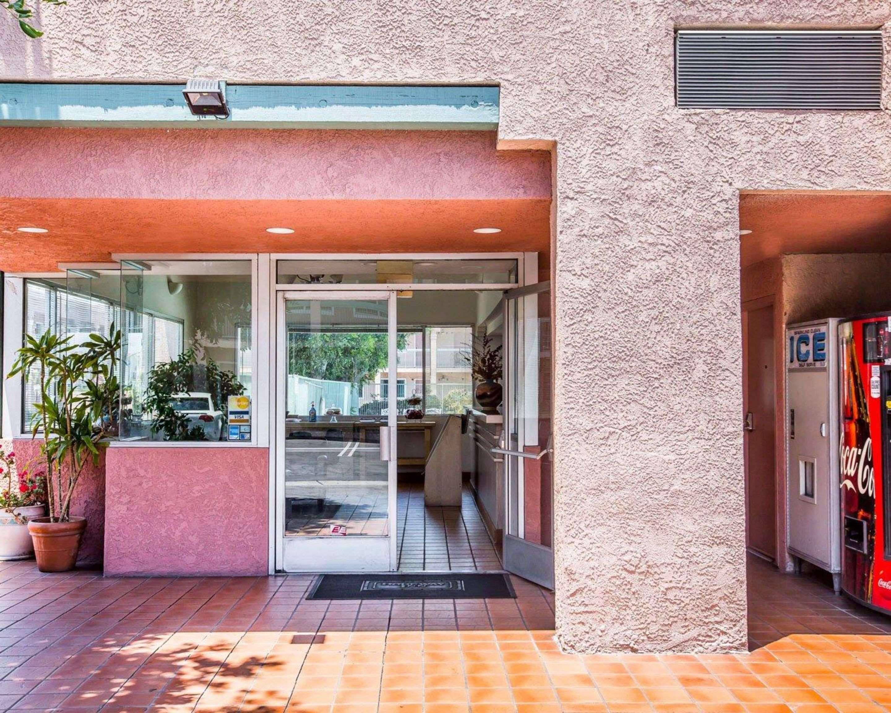 Rodeway Inn South Gate - Los Angeles South Екстериор снимка