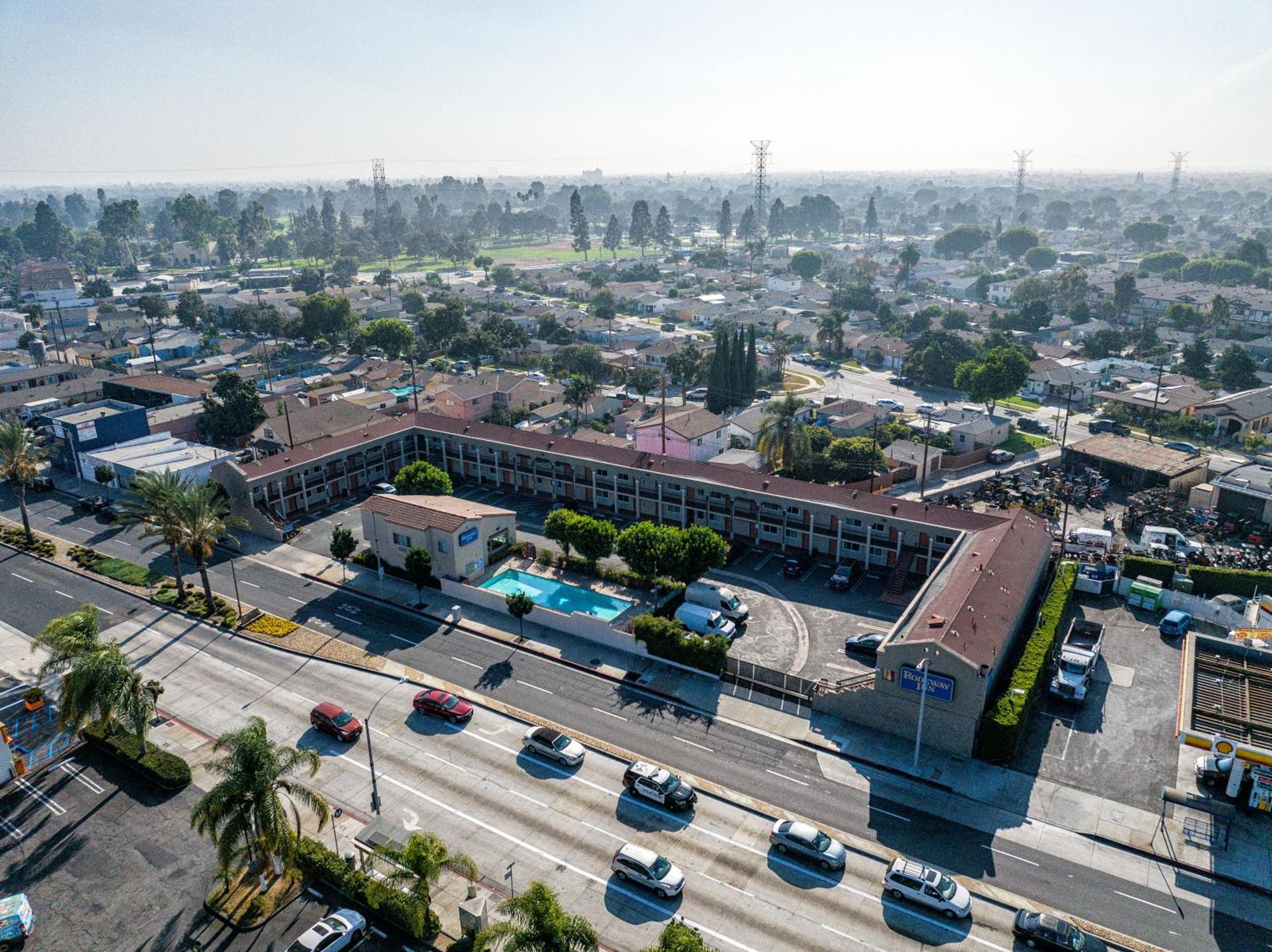 Rodeway Inn South Gate - Los Angeles South Екстериор снимка