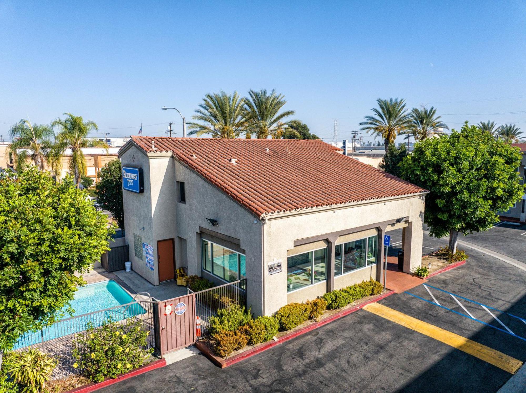 Rodeway Inn South Gate - Los Angeles South Екстериор снимка