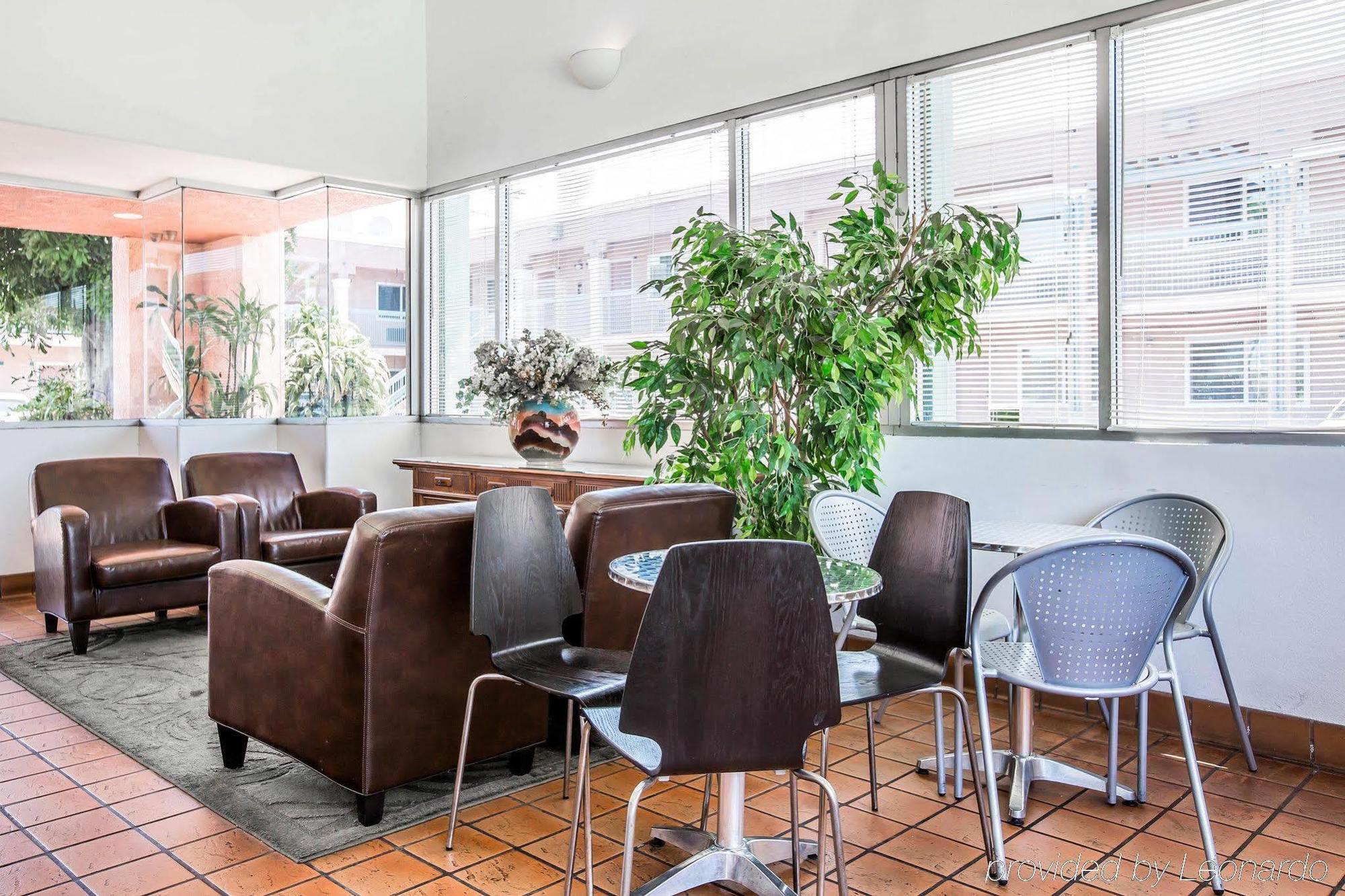 Rodeway Inn South Gate - Los Angeles South Екстериор снимка
